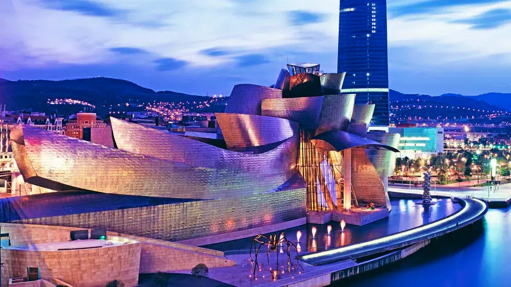 La città basca di Bilbao con il famoso Museo Guggenheim è infestata da un serial killer.
