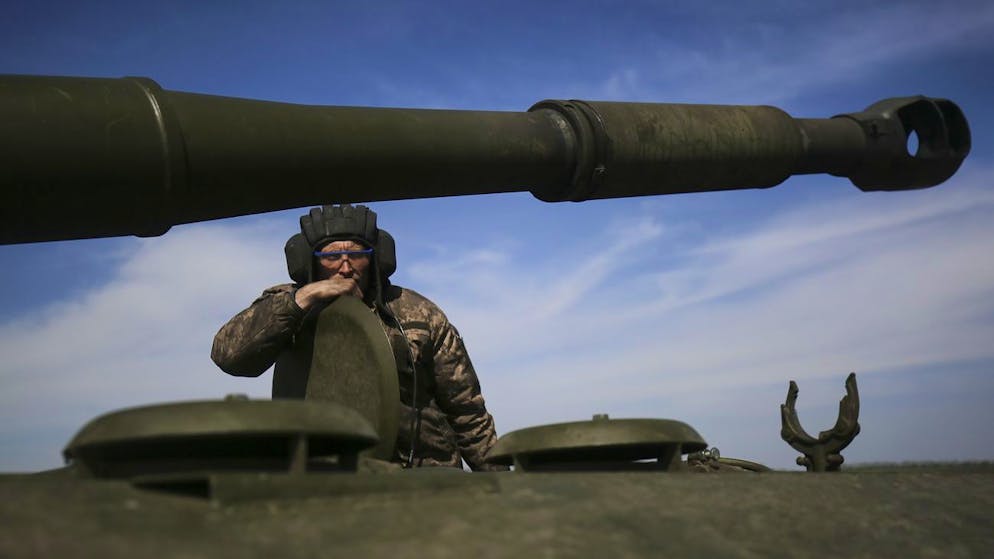 Guerra in Ucraina. Scontri a Mariupol, Jill Biden visita la moglie di Zelensky