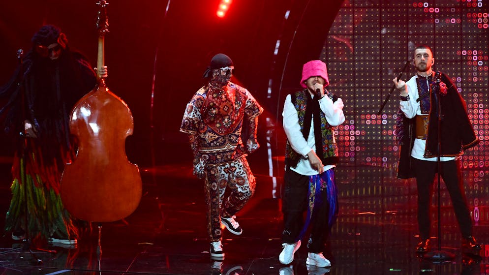 Die ukrainische Band Kalush Orchestra ist laut Buchmachern einer der Top-Favoriten auf den Sieg beim diesjährigen ESC in Turin.