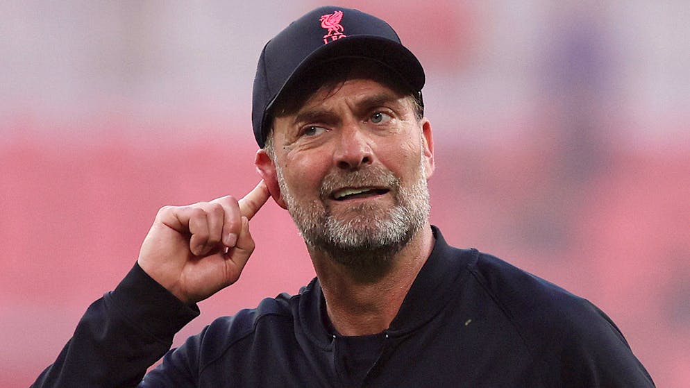LONDON, ENGLAND - MAY 14: Juergen Klopp, Manager of Liverpool celebrates following The FA Cup Final match between Chelsea and Liverpool at Wembley Stadium on May 14, 2022 in London, England. (Photo by Eddie Keogh - The FA/The FA via Getty Images )