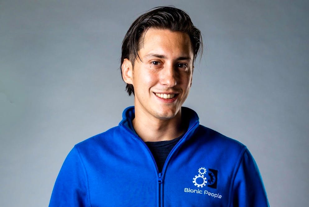 Alessandro Ossola, atleta paraolimpico italiano e fondatore di Bionic People