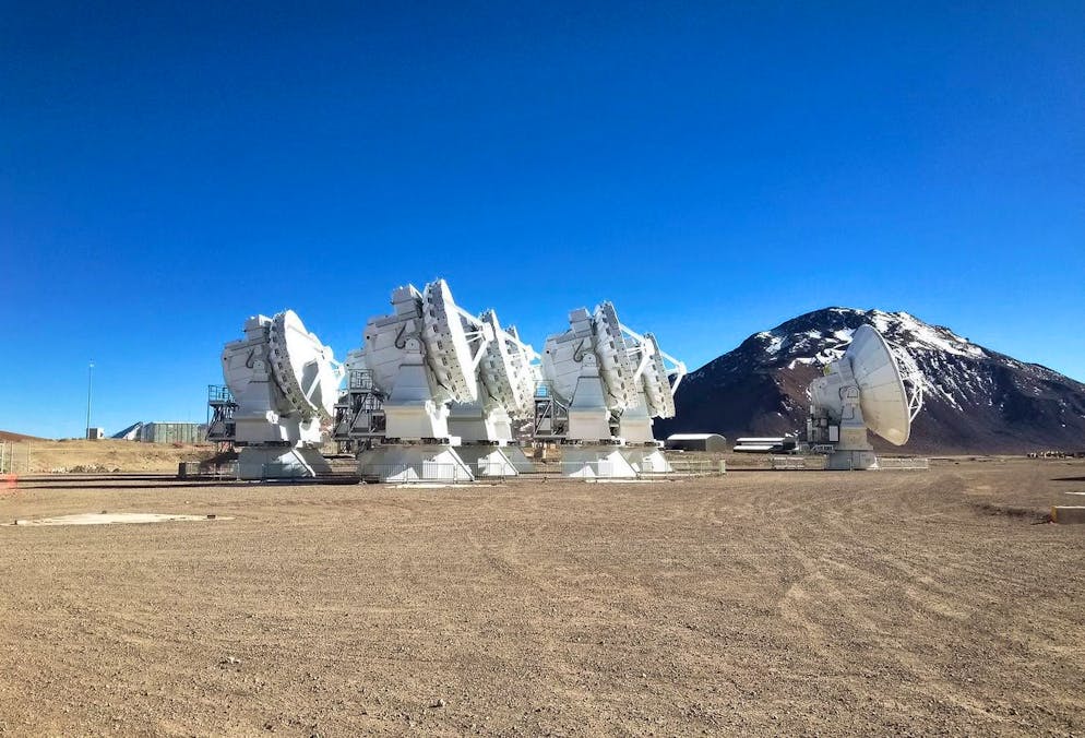 epa03938230 An undated handout image released by the European Southern Observatory (ESO) on 06 November 2013 showing a small group of antennas of the Atacama Large Millimeter/Submillimeter Array (ALMA) Telescope on the Chajnantor Plateau in northern Chile. This site is ESO's third observatory. Today marks the 50th anniversary of the start of a fruitful relationship between ESO and Chile that has allowed both European and Chilean astronomy to push the boundaries of science, technology and culture forward into the future. On 06 November 1963, the initial agreement between the European Southern Observatory (ESO) and the Government of Chile, the Convenio, was signed, enabling ESO to place its telescopes beneath the exceptionally clear Chilean skies. EPA/ESO / HANDOUT HANDOUT EDITORIAL USE ONLY/NO SALES