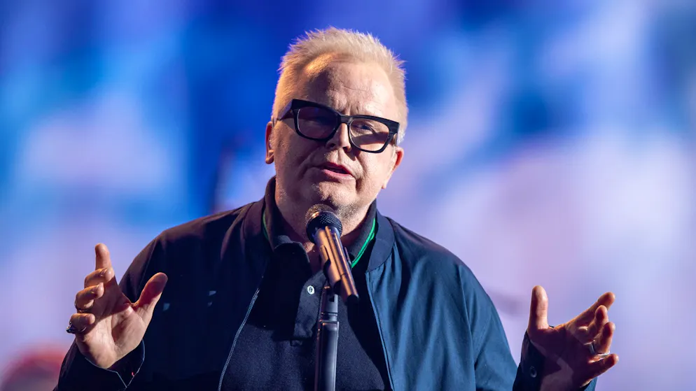 Herbert Grönemeyer: «Es gibt ein Missverständnis zwischen den Deutschen und den Schweizern». «Während meiner eigenen tiefsten Katastrophe gab es manchmal diese Angst, dass die Faszination für die Musik verloren gehen könnte. Zum Glück ist das nie passiert»: Herbert Grönemeyer.
