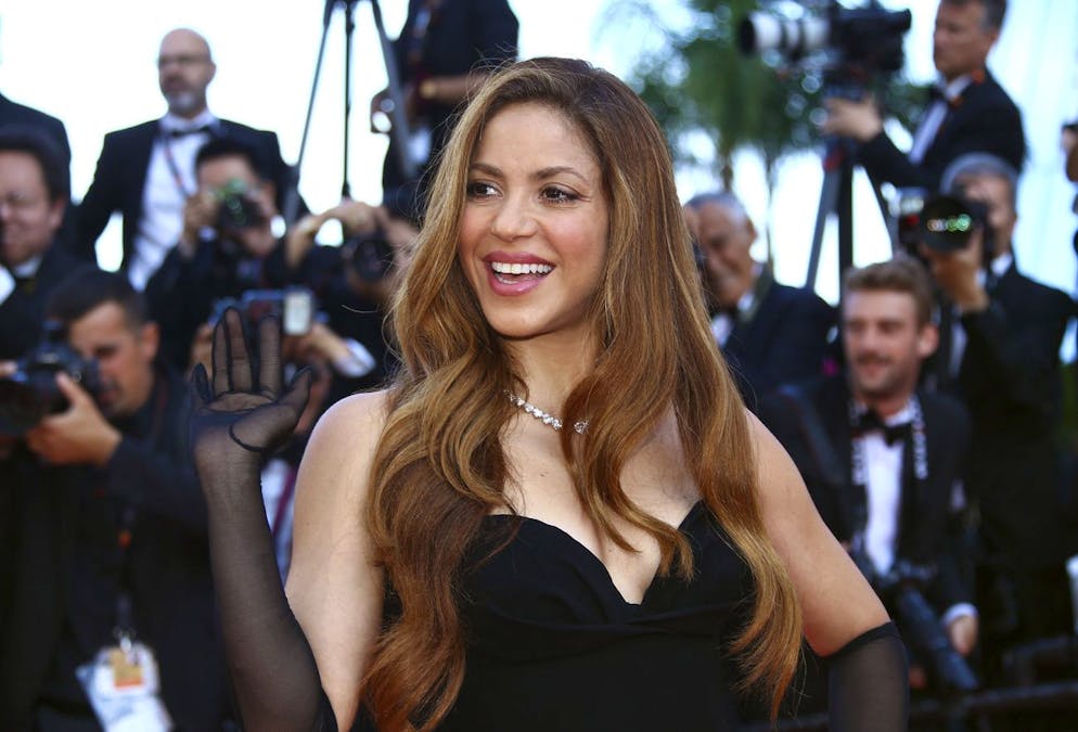 Shakira poses for photographers upon arrival at the premiere of the film 'Elvis' at the 75th international film festival, Cannes, southern France, Wednesday, May 25, 2022. (Photo by Joel C Ryan / Invision / AP)