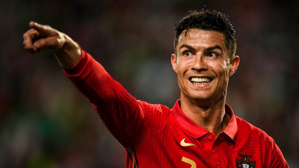 Portugal's forward Cristiano Ronaldo gestures during the UEFA Nations League, league A group2 football match between Portugal and Switzerland at the Jose Alvalade stadium in Lisbon on June 5, 2022. (Photo by PATRICIA DE MELO MOREIRA / AFP) (Photo by PATRICIA DE MELO MOREIRA/AFP via Getty Images)
