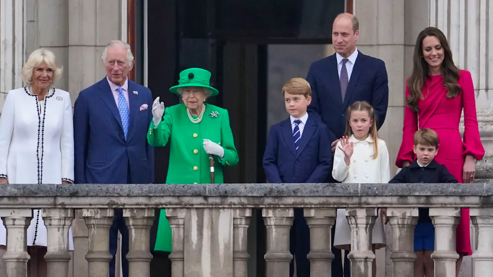 Keine Diener, aber nahe bei Queen. William und Kate ziehen in «bescheidenes Häuschen»