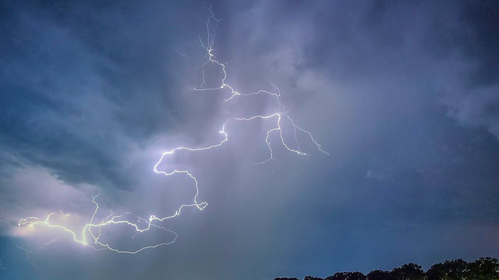 Les orages ont été particulièrement violents par endroits, avec des milliers de coups de foudre (Archives).