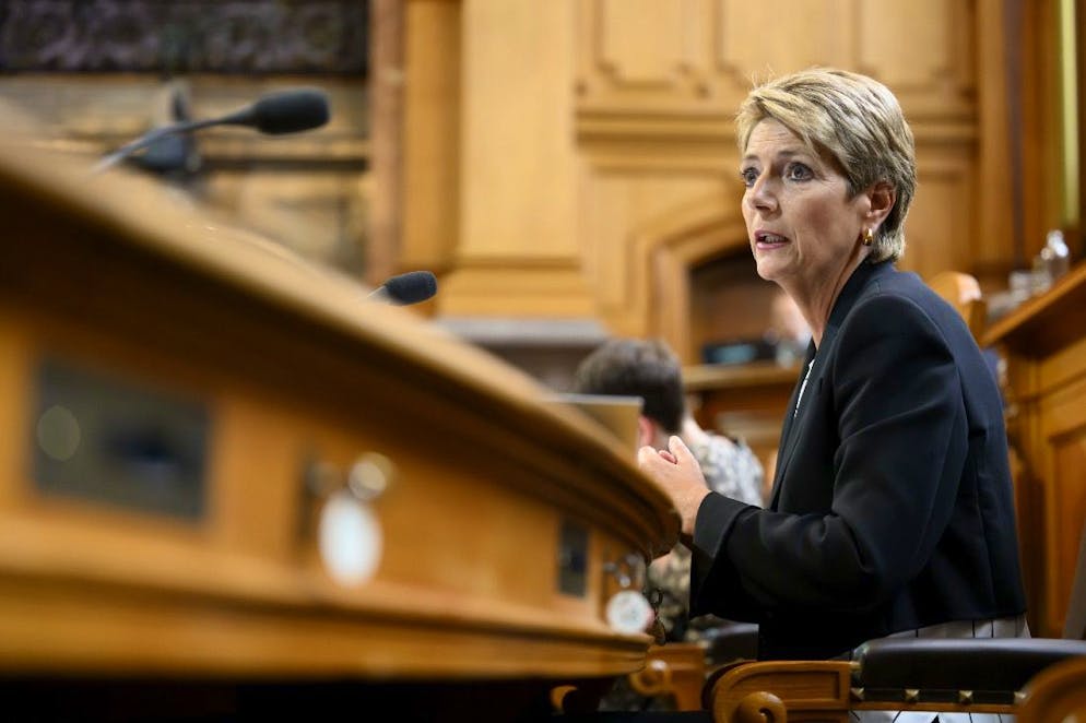 Bundesraetin Karin Keller-Sutter spricht waehrend der Fruehlingssession der Sommersession Raete, am Dienstag, 7. Juni 2022 im Staenderat in Bern. (KEYSTONE/Anthony Anex)