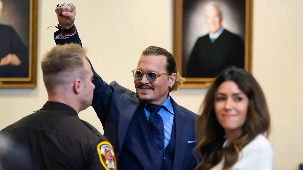 Johnny Depp dankt Fans auf TikTok. «Wir haben es geschafft, weil ihr euch um mich gekümmert habt»
