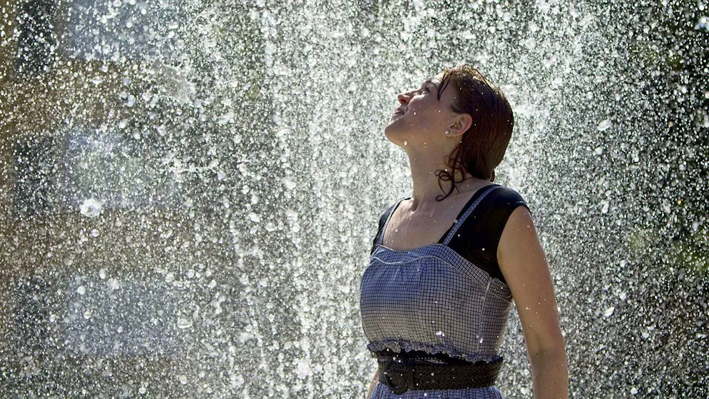 Hochsommer im Juni. So überstehst du die kommende Hitzewelle unbeschadet
