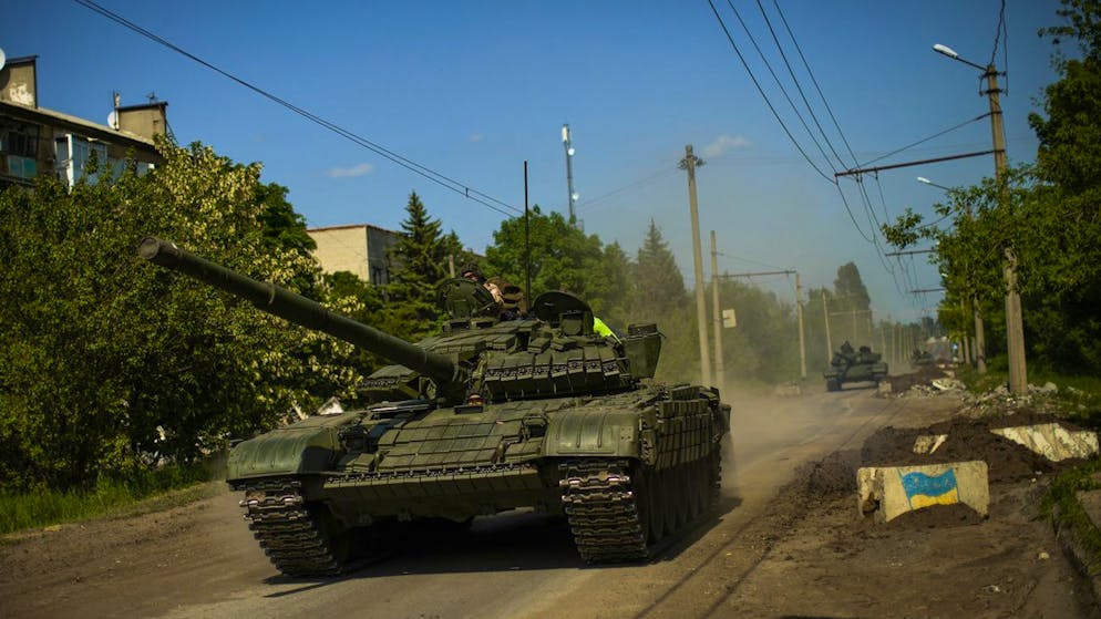 Ukrainische Panzer im Gebiet Donezk in der Ostukraine. (30. Mai 2022)