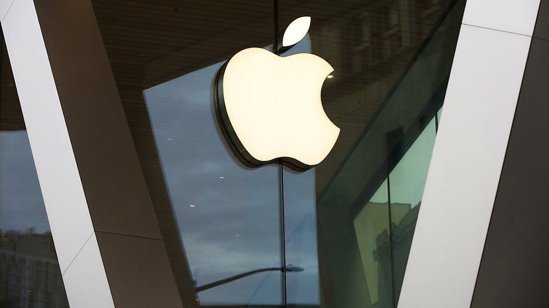 technology.  Apple Store workers in the United States form the first union. technology.  Apple Store workers in the United States form the first union.