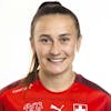 Portrait von Lara Marti, Spielerin des Frauen Fussball A-Nationalteams, aufgenommen in Pfäffikon SZ am 6. April 2021. (KEYSTONE/SFV/Severin Bigler)