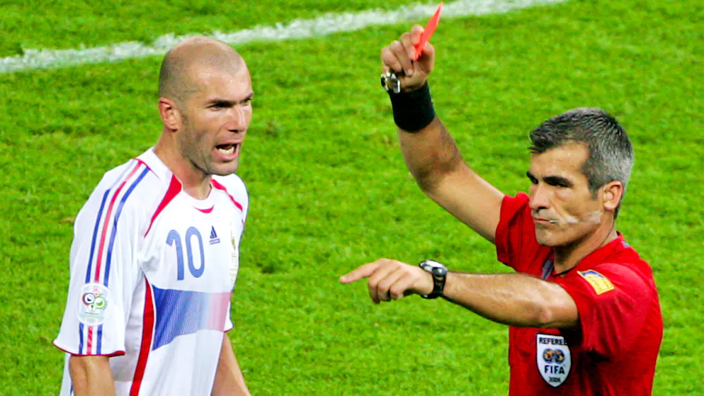Zinédine Zidane. «Je ne suis pas fier de ce que j'ai fait»