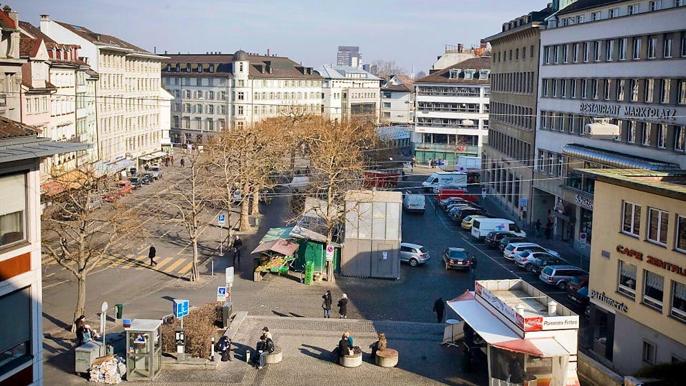 Seit mehr als zehn Jahren wird über die Neugestaltung des St. Galler Marktplatzes diskutiert. Umstritten ist unter anderem ein geplanter Marktpavillon. (Archivbild)