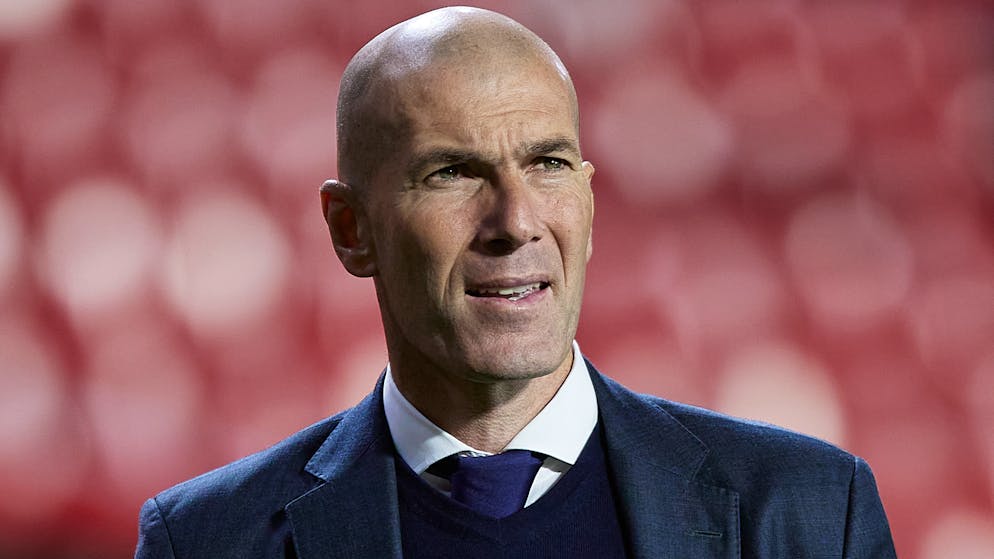 Die französische Fussball-Legende Zinédine Zidane könnte Cheftrainer beim FC Bayern werden.