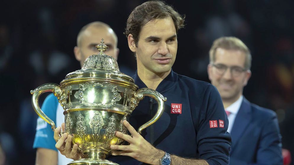 Bildergalerie 103 Titel Roger Federer. Zum 9. Mal im 14. Final gewinnt Federer vor seinen Fans beim Heimturnier in Basel. In Endspiel weist er Überraschungsmann Marius Copil mit 7:6 und 6:4 in die Schranken.