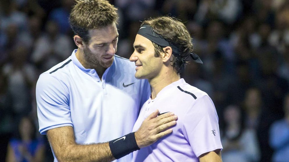 Bildergalerie 103 Titel Roger Federer. Nur zwei Wochen später stemmt Federer den nächsten Pokal in die Höhe. Zum achten Mal triumphiert er vor dem frenetischen Basler Heimpublikum, das besonders im Final gegen Del Potro zittern muss. Schlussendlich gewinnt Federer aber mit 6:7, 6:4 und 6:3.
