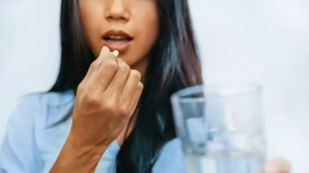 Sautes d'humeur, perte de libido.... «L'impression d'être une poule gavée d'hormones»: la pilule n'a plus la cote
