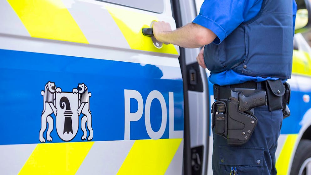 Die Polizei, Feuerwehr und Sanität rückten mit einem Grossaufgebot aus. (Archivbild)