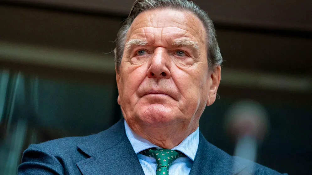 Will den Draht zu Putin nicht aufgeben: Der ehemalige deutsche Bundeskanzler Gerhard Schröder.