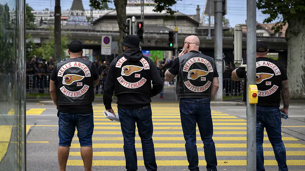 Die typischen Westen mit Rückenaufnähern machen Mitglieder der Hells Angels auf den ersten Blick erkennbar.