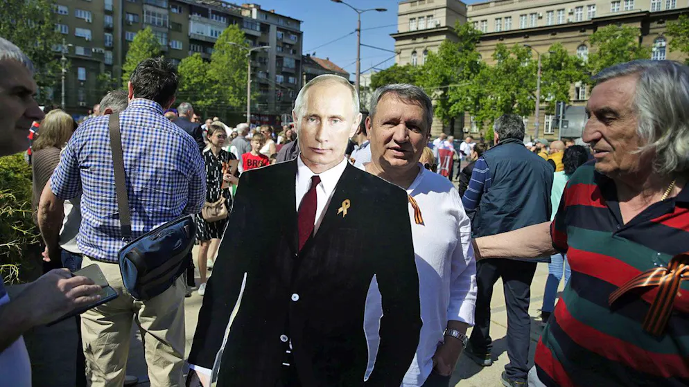 Propaganda in den Medien. Darum geniesst Putin in Serbien «praktisch göttlichen Status»