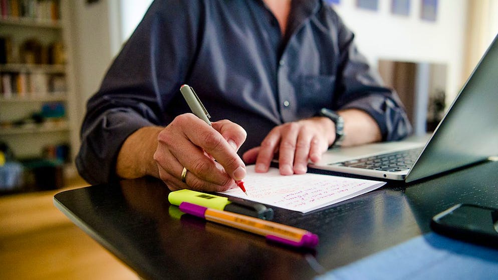 Eine Befragung des Deutschen Gewerkschaftsbunds hat ergeben, dass die Arbeit im Homeoffice oft den beruflichen Stress steigert. (Symbolbild)