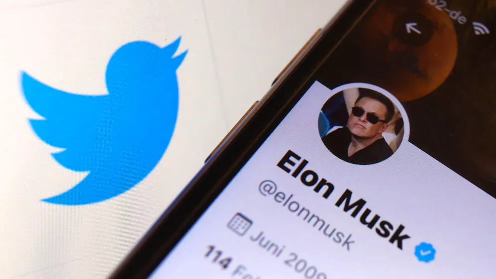 Die milliardenschwere Übernahme von Twitter durch den Tesla-Chef Elon Musk steht auf der Kippe. Der Deal droht laut Informationen der "Washington Post" zu platzen. (Archivbild)