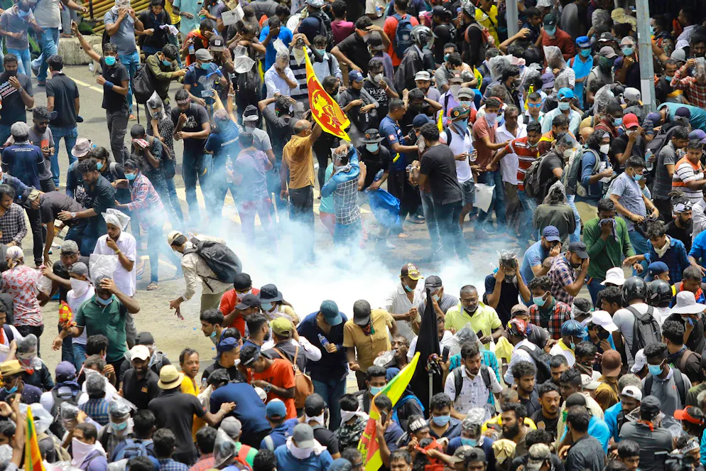 Krisenland Sri Lanka hat einen neuen Präsidenten. Im Land gab es wochenlange Massendemonstrationen gegen die Politik des alten Präsidenten Gotabaya Rajapaksa.