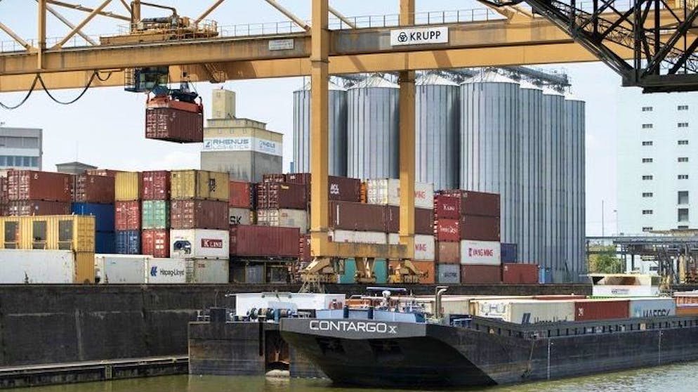 Il porto di Basilea: la Svizzera, dipendente dalle esportazioni, soffrirebbe insieme ai Paesi vicini in caso di crisi (immagine simbolica).