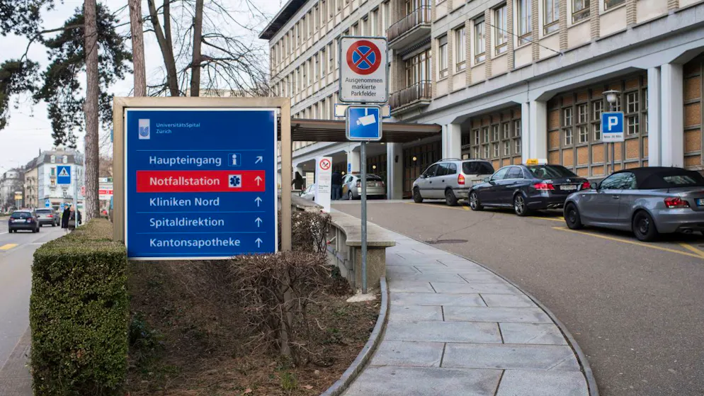 Aufsichtsbeschwerde gegen das Unispital: Der parteilose Kantonsrat Hans-Peter Amrein ist überzeugt, dass sich das USZ bei der Auftragsvergabe nicht an die Richtlinien hält. (Archivbild)