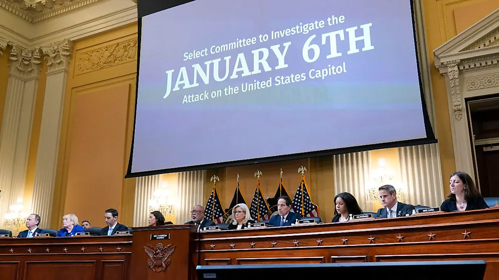 Anhörung des Sonderausschusses des Repräsentantenhauses zum Angriff vom 6. Januar 2021 auf das US-Kapitol. Foto: J. Scott Applewhite/AP/dpa