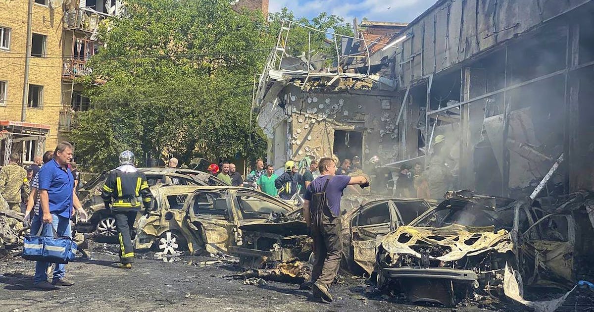 Ukraine ticker.  Kyiv says rocket attack on Vinnytsia kills 12