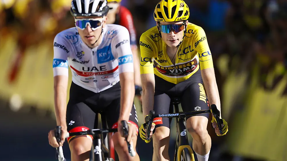 Pidcock Sieger auf der Alpe d'Huez – Vingegaard weiter in Gelb - Gallery. Tadej Pogacar lancierte auf den letzten paar Kilometern zwei Angriffe, doch Maillot-jaune-Träger Jonas Vingegaard liess den Slowenen nicht ziehen