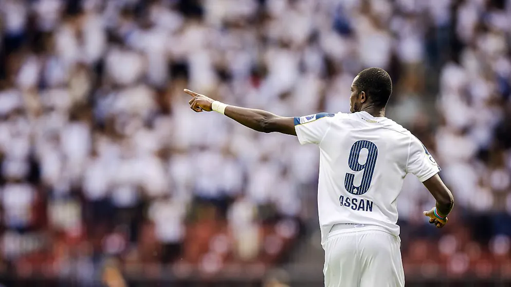 Der FCZ und das heikle Jahr der Bestätigung - Gallery. Assan Ceesay hat den FCZ Richtung Lecce verlassen - mit ihm gingen 20 Ligatore