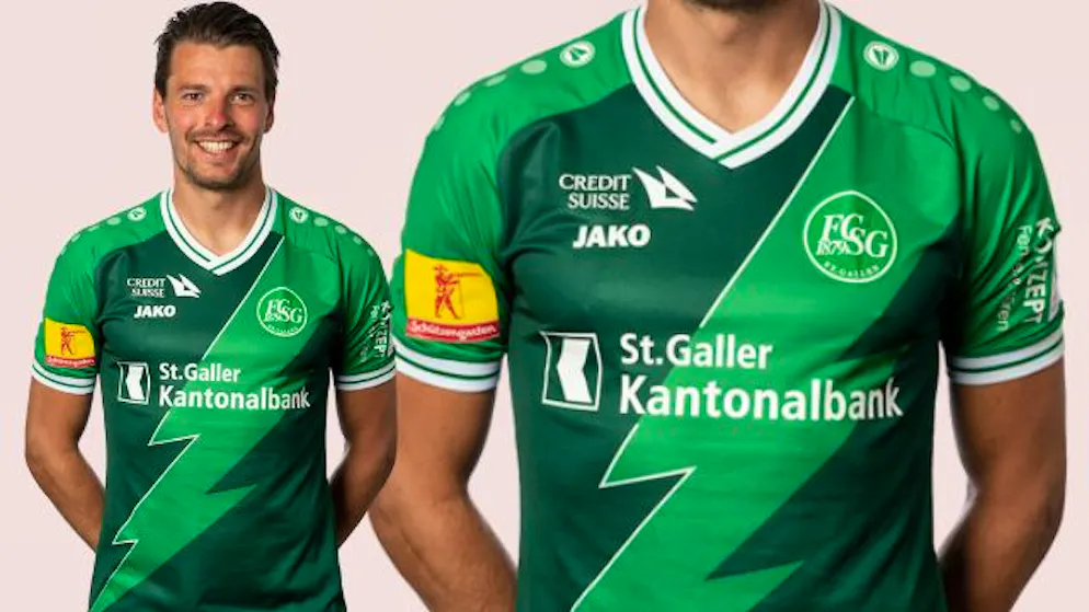 Welcher Superligist hat das schönste Heim-Shirt?. Schnell wie der Blitz soll es beim FCSG gehen – ein Blick aufs Shirt untermauert das Motto.