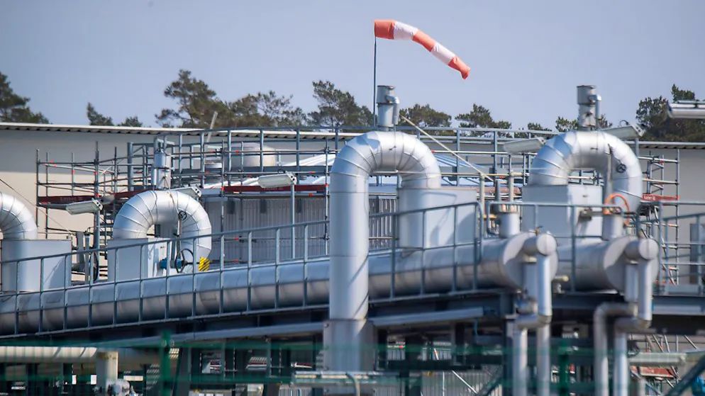 Rohrsysteme und Absperrvorrichtungen in der Gasempfangsstation der Ostseepipeline Nord Stream 1 in Lubmin, Deutschland. (Archiv)