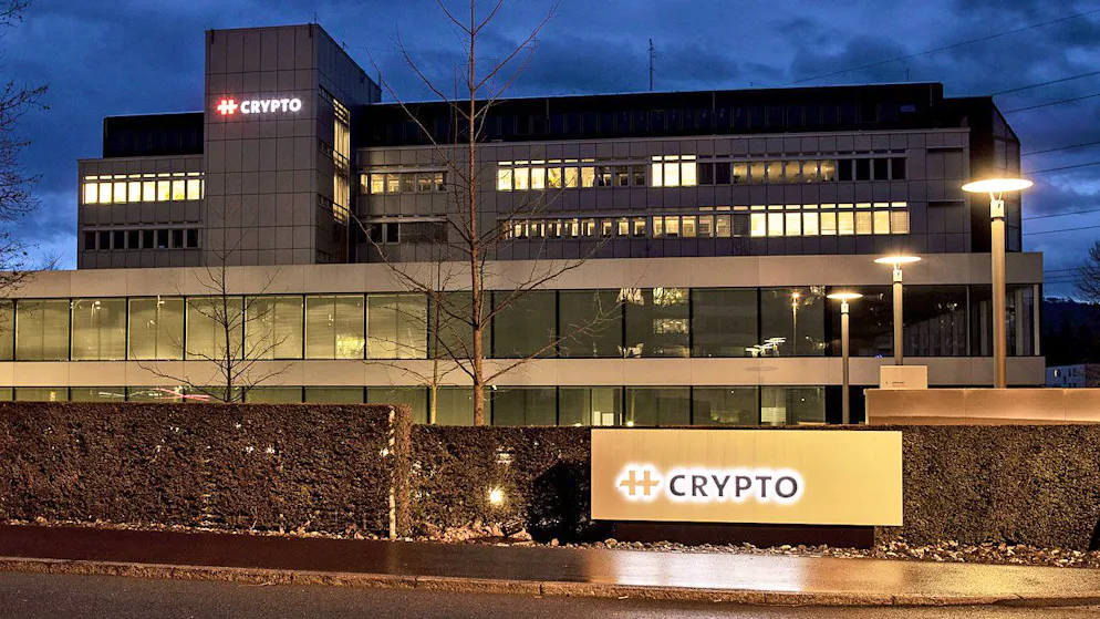 Der Hauptsitz des Chiffriergeräte-Herstellers Crypto in Steinhausen: In der sogenannten Crypto-Affäre untersucht Sonderermittler Peter Marti ein Medienleck. (Archiv)
