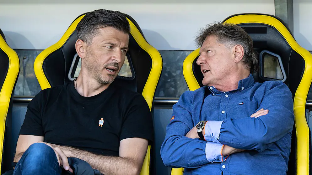 Präsident Ancillo Canepa (rechts) und Sportchef Marinko Jurendic mussten nach dem Meistertitel einiges neu aufbauen und starten heute Abend die Mission Champions League.