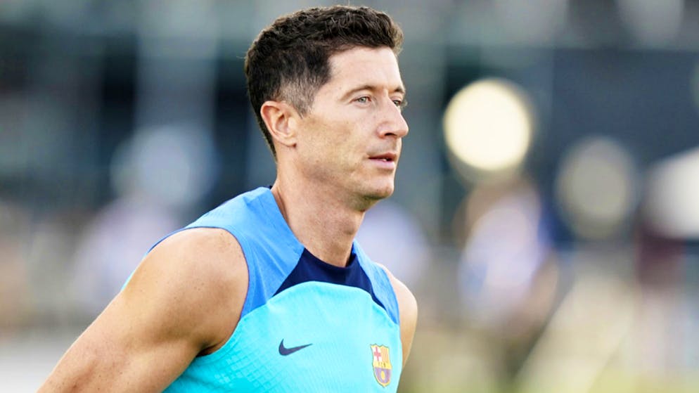 Robert Lewandowski erhält in Barcelona einen Vierjahresvertrag.