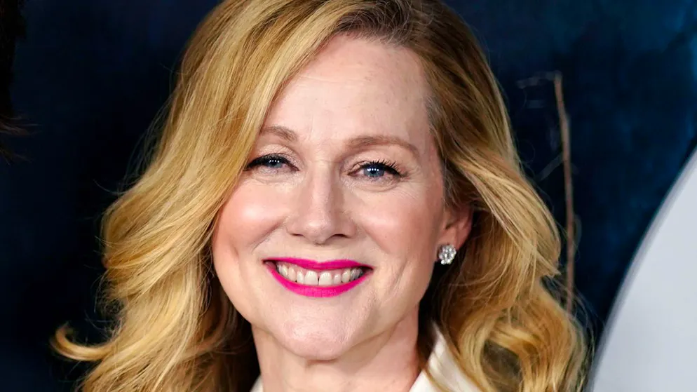 ARCHIV - Die Schauspielerin Laura Linney wird auf Hollywoods «Walk of Fame» mit einer Sternenplakette verewigt. Foto: Charles Sykes/Invision/AP/dpa