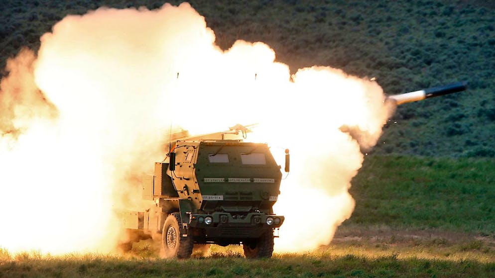 ARCHIVE - A Himars (High Mobility Artillery Rocket System) manning multiple rocket launchers during combat training in the high desert at the Yakima Training Center in Washington.  Photo: Tony Overman/The Olympian/AP/dpa