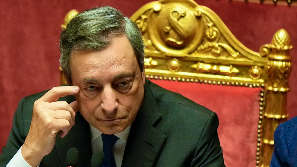 dpatopbilder - Der Rücktritt von Mario Draghi wurde angenommen. Foto: Andrew Medichini/AP/dpa