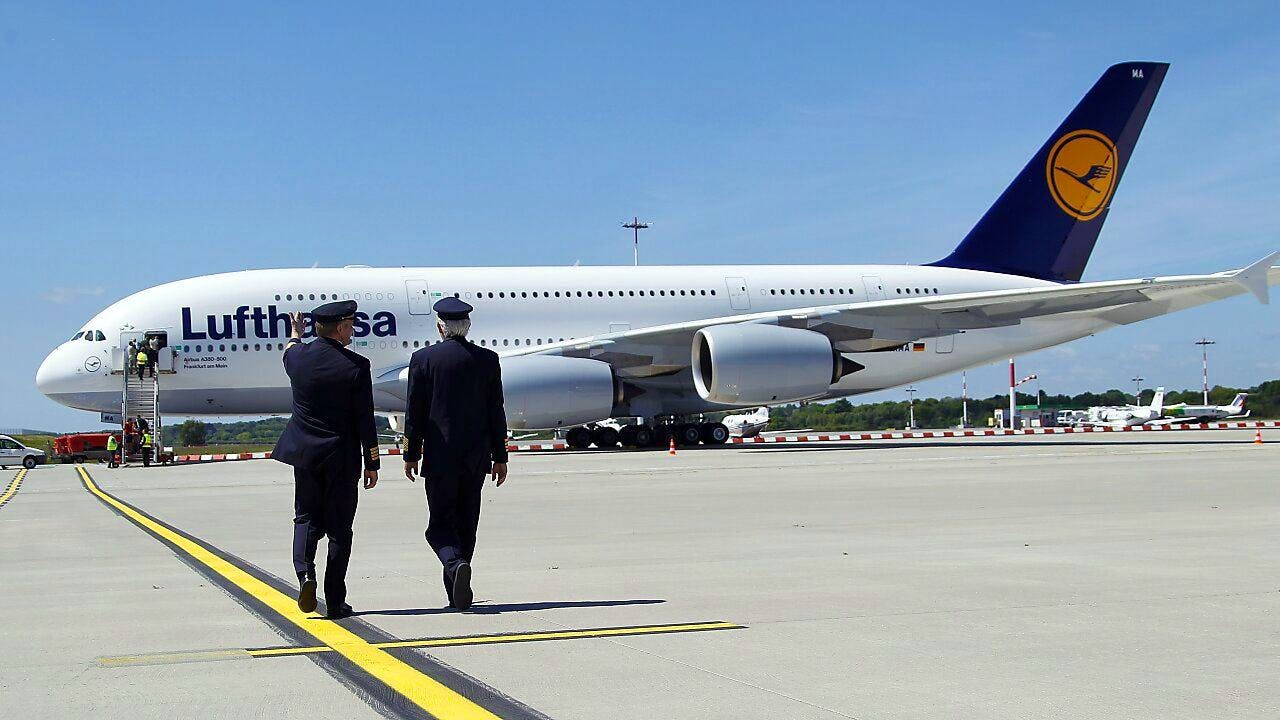 Luftverkehr: Pilotenstreik Bei Lufthansa Noch Im Sommer Möglich | Blue News