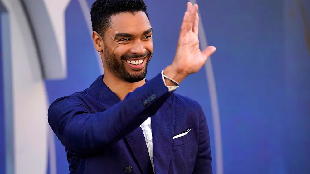 Rege'-Jean Page, Darsteller des Netflix-Films "The Gray Man", kommt zur Premiere des Films ins TCL Chinese Theatre in Los Angeles. Foto: Chris Pizzello/Invision via AP/dpa