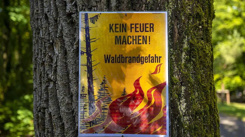 Mehrere Zürcher Gemeinden verbieten neu auch das Abbrennen von Feuerwerk. Dieses Verbot dürfte bis am 1. August andauern, weil kein Regen in Sicht ist. (Symbolbild)