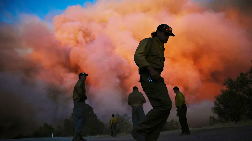 Das sogenannte Oak Fire ist im Bezirk Mariposa ausgebrochen. Foto: Eric Paul Zamora/The Fresno Bee/AP/dpa
