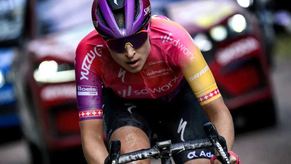 Pech in der Tour de France: Marlen Reusser musste mit einer Hirnerschütterung aufgeben
