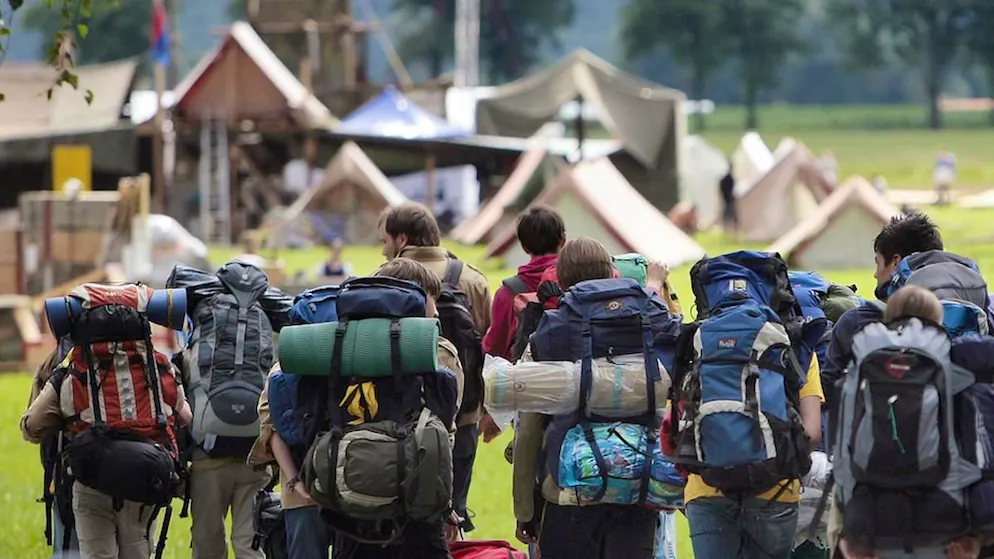 Beschreiben Sie die Schweiz in einem Bild. «Das Bundeslager steht für mich sinnbildlich für die Schweiz: Einer für alle, alle für einen; Engagement für die Gemeinschaft und die kommende Generation.» Das sagt... 